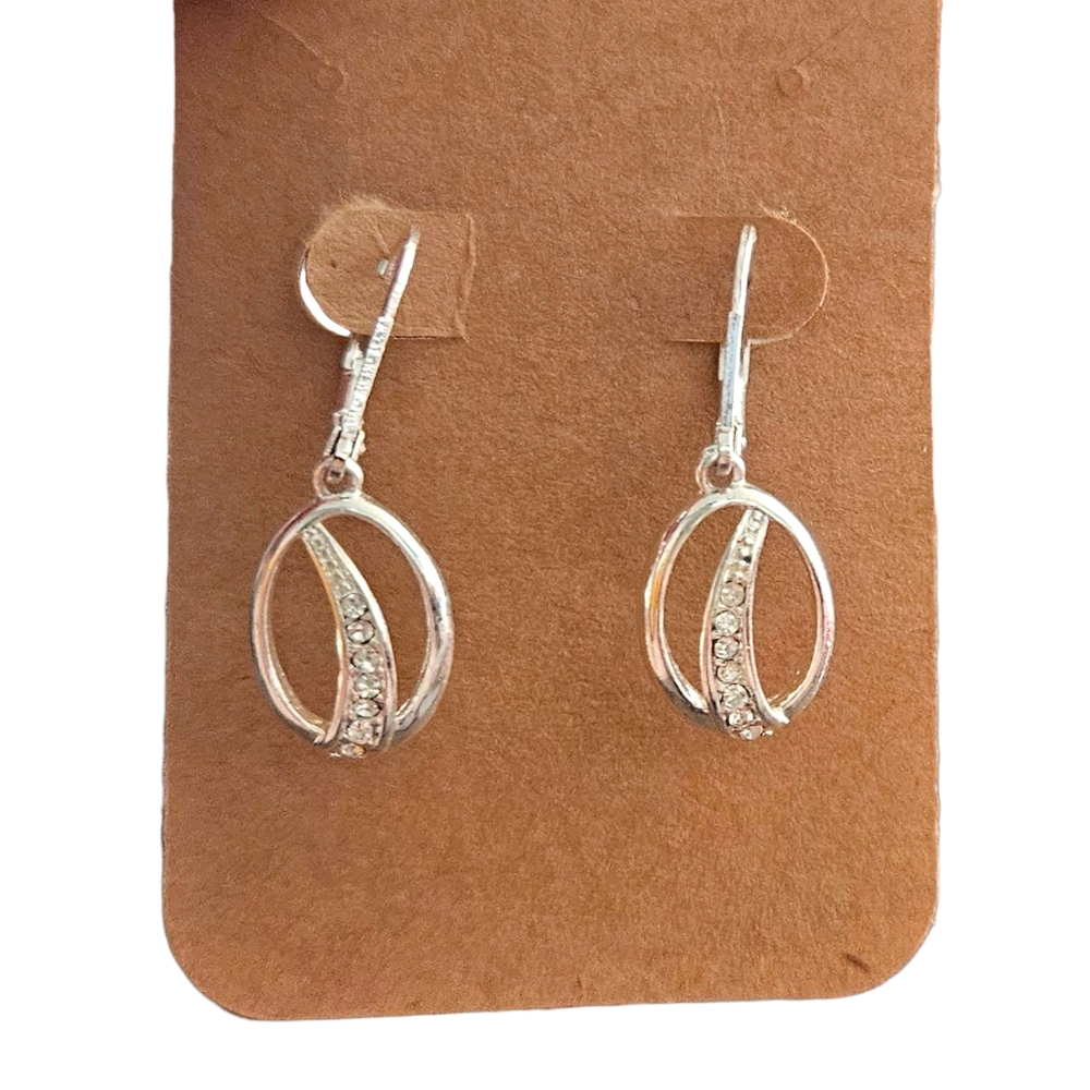 Avon Silver Tone Rhinestone Crystal‎ Dangle Earrings